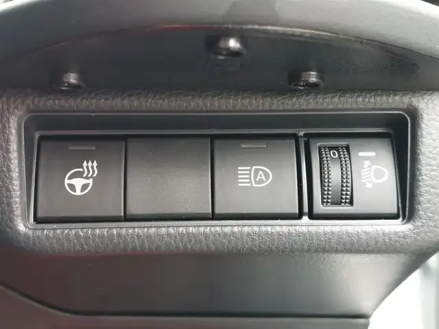 トヨタ プリウス Z 東京都 2023(令5)年 3.3万km プラチナホワイトパールマイカ ワンオーナー/モデリスタエアロ (ネオアドバンススタイル)/パノラマルーフ/Toyota Safety Sense/・プリクラッシュセーフティ/・レーントレーシングアシスト/・先行車発進告知機能/・オートマチックハイビーム/・レーダークルーズコントロール/・クリアランスソナー/・ブラインドスポットモニター/・パノラミックビューモニター/・アドバンスドパーク/プッシュスタート/純正ナビ/フルセグTV/デジタルインナーミラー/ETC2.0/ワイヤレス充電器/100V電源/運転席メモリー機能付きパワーシート/シートヒーター/ベンチレーション/パワーバックドア/LEDヘッドライト/ドアバイザー/19インチ純正アルミホイール/スマートキー