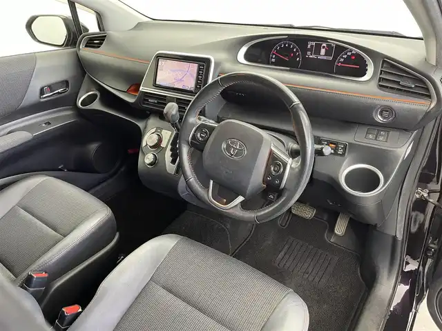 トヨタ シエンタ G クエロ 群馬県 2018(平30)年 6.1万km クールボルドーガラスフレーク 衝突被害軽減ブレーキ　純正７インチナビ　バックカメラ　両側パワースライドドア　ＬＥＤライト　ＡＨＢ　ハーフレザーシート　ステアリングリモコン　レーンディパーチャーアラート　スマートキー　ＥＴＣ　禁煙車