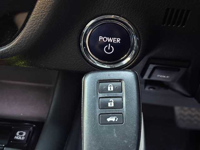 レクサス ＲＸ 450h ブラックシークエンス 大阪府 2019(平31)年 3.9万km グラファイトブラックガラスフレーク 純正１２．３型ナビ　/バック／サイドカメラ　/フルセグ/ＢＳＭ　/レクサスセーフティシステム＋　/黒革シート　/三眼ＬＥＤヘッドライト　/ルーフレール　/電動リアゲート　/パワーシート　/シートヒーター/シートエアコン/ＥＴＣ２．０　/純正20インチアルミホイール/スマートキー　/カードキー