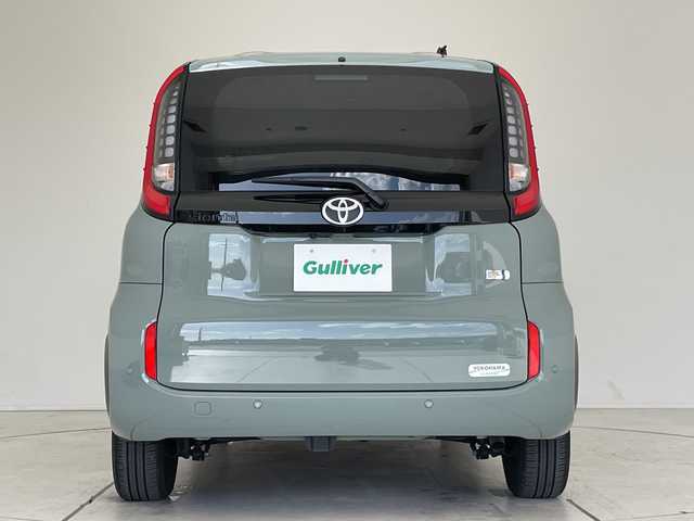 トヨタ シエンタ ハイブリッド Z 愛知県 2022(令4)年 1.1万km アーバンカーキ トヨタセーフティセンス/純正8型ディスプレイオーディオ　ナビ機能なし/全方位カメラ/両側パワースライドドア/レーダークルーズコントロール/バックカメラ/コーナーセンサー/ブラインドスポットモニター/LEDヘッドライト/オートマチックハイビーム/ETC/ドライブレコーダー/衝突軽減システム/Bluetooth/ステアリングスイッチ/スマートキー/プッシュスタート