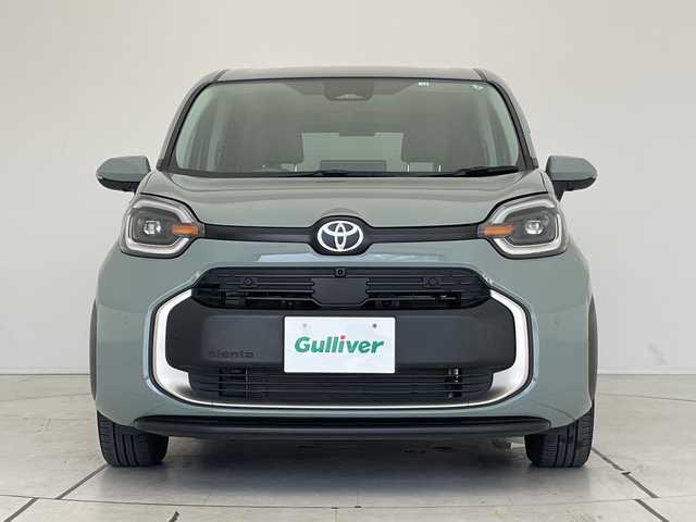 トヨタ シエンタ ハイブリッド Z 愛知県 2022(令4)年 1.1万km アーバンカーキ トヨタセーフティセンス/純正8型ディスプレイオーディオ　ナビ機能なし/全方位カメラ/両側パワースライドドア/レーダークルーズコントロール/バックカメラ/コーナーセンサー/ブラインドスポットモニター/LEDヘッドライト/オートマチックハイビーム/ETC/ドライブレコーダー/衝突軽減システム/Bluetooth/ステアリングスイッチ/スマートキー/プッシュスタート