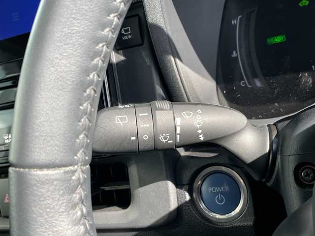 トヨタ シエンタ ハイブリッド Z 愛知県 2022(令4)年 1.1万km アーバンカーキ トヨタセーフティセンス/純正8型ディスプレイオーディオ　ナビ機能なし/全方位カメラ/両側パワースライドドア/レーダークルーズコントロール/バックカメラ/コーナーセンサー/ブラインドスポットモニター/LEDヘッドライト/オートマチックハイビーム/ETC/ドライブレコーダー/衝突軽減システム/Bluetooth/ステアリングスイッチ/スマートキー/プッシュスタート