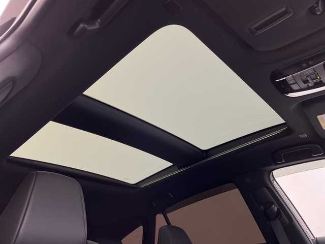 トヨタ ハリアー Z レザーパッケージ 鹿児島県 2024(令6)年 2.1万km プレシャスブラックパール トヨタセーフティセンス/JBLサウンドシステム/12.3インチメーカー純正ナビ/Bluetooth/フルセグテレビ/サンルーフ/全方位カメラ/電動リアゲート/前後ドラレコ/純正フロアマット/前席パワーシート/前席シートベンチレーション/前席シートヒーター/レーダークルーズコントロール/電動パーキングブレーキ/オートホールド