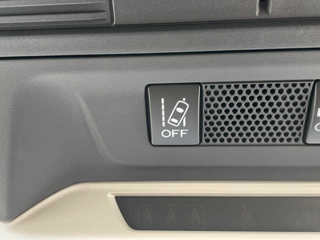 スバル インプレッサ スポーツ 2．0i－Lアイサイト 山形県 2018(平30)年 1.3万km クリスタルブラックシリカ 禁煙車/ワンオーナー/アイサイトver3/・プリクラッシュブレーキ（自動ブレーキ）/・レーンキープアシスト/・全車速追従機能付クルーズコントロール/・AT誤発進抑制制御/・後退時ブレーキアシスト/STiリップスポイラー/パドルシフト/ステアリング連動ヘッドランプ/社外ナビ(CD.DVD.BT)/フルセグ/電動パーキングブレーキ/オートホールド/LEDヘッドライト/プッシュスタート/スマートキー