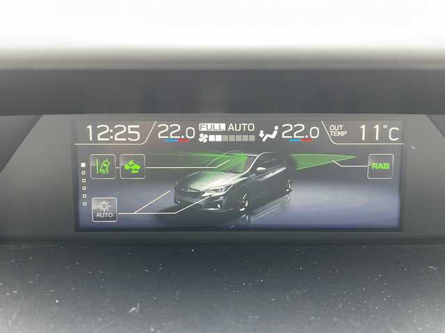 スバル インプレッサ スポーツ 2．0i－Lアイサイト 山形県 2018(平30)年 1.3万km クリスタルブラックシリカ 禁煙車/ワンオーナー/アイサイトver3/・プリクラッシュブレーキ（自動ブレーキ）/・レーンキープアシスト/・全車速追従機能付クルーズコントロール/・AT誤発進抑制制御/・後退時ブレーキアシスト/STiリップスポイラー/パドルシフト/ステアリング連動ヘッドランプ/社外ナビ(CD.DVD.BT)/フルセグ/電動パーキングブレーキ/オートホールド/LEDヘッドライト/プッシュスタート/スマートキー