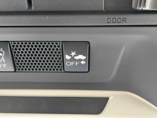 スバル インプレッサ スポーツ 2．0i－Lアイサイト 山形県 2018(平30)年 1.3万km クリスタルブラックシリカ 禁煙車/ワンオーナー/アイサイトver3/・プリクラッシュブレーキ（自動ブレーキ）/・レーンキープアシスト/・全車速追従機能付クルーズコントロール/・AT誤発進抑制制御/・後退時ブレーキアシスト/STiリップスポイラー/パドルシフト/ステアリング連動ヘッドランプ/社外ナビ(CD.DVD.BT)/フルセグ/電動パーキングブレーキ/オートホールド/LEDヘッドライト/プッシュスタート/スマートキー