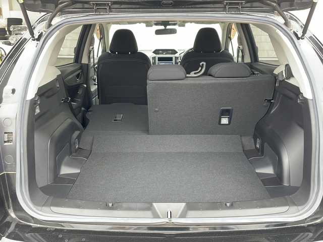 スバル インプレッサ スポーツ 2．0i－Lアイサイト 山形県 2018(平30)年 1.3万km クリスタルブラックシリカ 禁煙車/ワンオーナー/アイサイトver3/・プリクラッシュブレーキ（自動ブレーキ）/・レーンキープアシスト/・全車速追従機能付クルーズコントロール/・AT誤発進抑制制御/・後退時ブレーキアシスト/STiリップスポイラー/パドルシフト/ステアリング連動ヘッドランプ/社外ナビ(CD.DVD.BT)/フルセグ/電動パーキングブレーキ/オートホールド/LEDヘッドライト/プッシュスタート/スマートキー