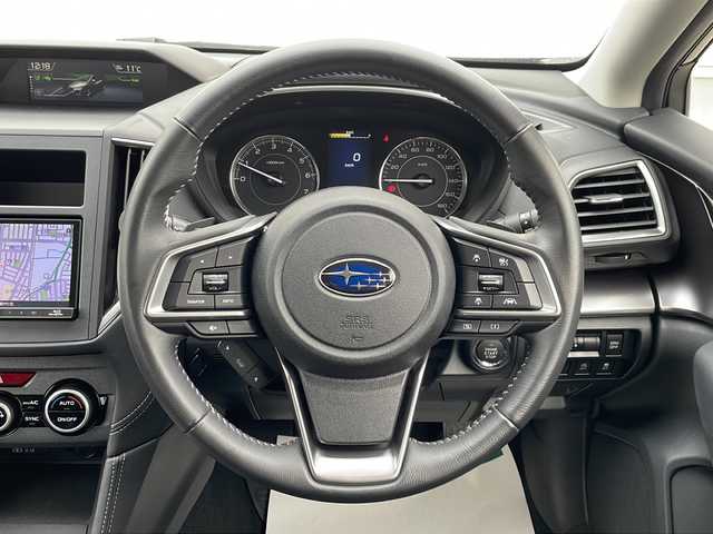 スバル インプレッサ スポーツ 2．0i－Lアイサイト 山形県 2018(平30)年 1.3万km クリスタルブラックシリカ 禁煙車/ワンオーナー/アイサイトver3/・プリクラッシュブレーキ（自動ブレーキ）/・レーンキープアシスト/・全車速追従機能付クルーズコントロール/・AT誤発進抑制制御/・後退時ブレーキアシスト/STiリップスポイラー/パドルシフト/ステアリング連動ヘッドランプ/社外ナビ(CD.DVD.BT)/フルセグ/電動パーキングブレーキ/オートホールド/LEDヘッドライト/プッシュスタート/スマートキー