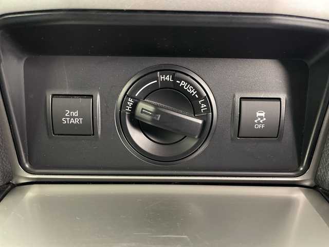 トヨタ ランドクルーザー プラド TX 道央・札幌 2021(令3)年 4.1万km ブラック ・4WD/・社外8インチナビ&TV&BT&CD&DVD/・バックカメラ/・トヨタセーフティセンス/・アダプティブクルーズコントロール/・ドアミラーヒーター/・ルーフレール/・社外前後ドライブレコーダー/・社外ETC/・LEDヘッドライト/・オートマチックハイビーム/・オートライト