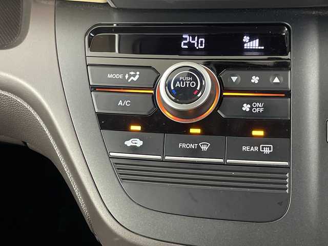 ホンダ フリード G ホンダセンシング 埼玉県 2019(令1)年 4.4万km モダンスティールM 社外ナビ　/バックカメラ/ビルトインＥＴＣ　/ドライブレコーダー/両側パワースライドドア　/レーダークルーズコントロール　/衝突軽減ブレーキ　/レーンキープアシスト　　/純正フロアマット　/プッシュスタート/スマートキー