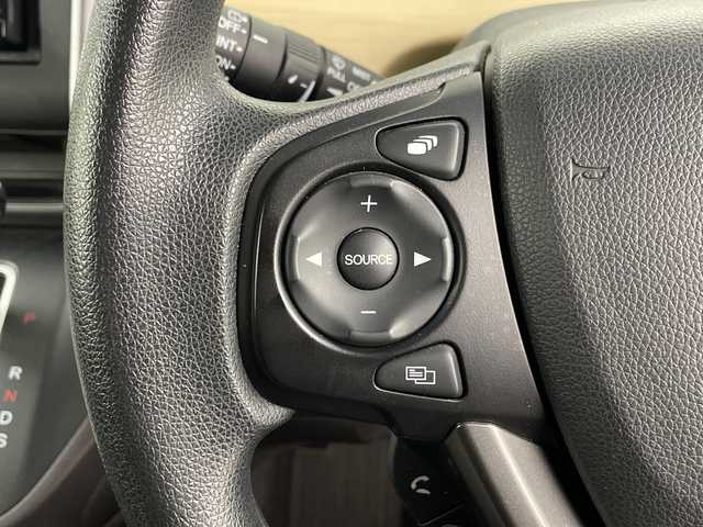 ホンダ フリード G ホンダセンシング 埼玉県 2019(令1)年 4.4万km モダンスティールM 社外ナビ　/バックカメラ/ビルトインＥＴＣ　/ドライブレコーダー/両側パワースライドドア　/レーダークルーズコントロール　/衝突軽減ブレーキ　/レーンキープアシスト　　/純正フロアマット　/プッシュスタート/スマートキー