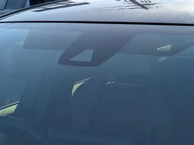 トヨタ カローラツーリング ハイブリッド ダブルバイビー 福井県 2020(令2)年 4.3万km スパークリングブラックパールクリスタルシャイン 純正9インチナビ/AM/FM/BT/USB/Miracast/バックカメラ/全車速追従機能付クルーズコントロール/コーナーセンサー/トヨタセーフティセンス/BSM/RCTA/RSA/１００V充電/ビルトインETC/シートヒーター/SOSボタン/ステアリングヒーター/純正フロアマット/オートホールド/純正17インチAW/LEDヘッドライト/Fフォグ/スマートキー