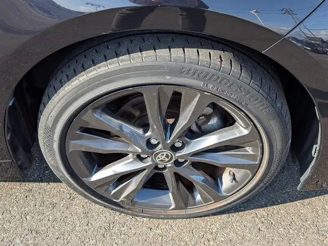 トヨタ カローラツーリング ハイブリッド ダブルバイビー 福井県 2020(令2)年 4.3万km スパークリングブラックパールクリスタルシャイン 純正9インチナビ/AM/FM/BT/USB/Miracast/バックカメラ/全車速追従機能付クルーズコントロール/コーナーセンサー/トヨタセーフティセンス/BSM/RCTA/RSA/１００V充電/ビルトインETC/シートヒーター/SOSボタン/ステアリングヒーター/純正フロアマット/オートホールド/純正17インチAW/LEDヘッドライト/Fフォグ/スマートキー