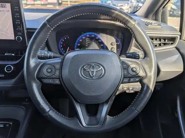 トヨタ カローラツーリング ハイブリッド ダブルバイビー 福井県 2020(令2)年 4.3万km スパークリングブラックパールクリスタルシャイン 純正9インチナビ/AM/FM/BT/USB/Miracast/バックカメラ/全車速追従機能付クルーズコントロール/コーナーセンサー/トヨタセーフティセンス/BSM/RCTA/RSA/１００V充電/ビルトインETC/シートヒーター/SOSボタン/ステアリングヒーター/純正フロアマット/オートホールド/純正17インチAW/LEDヘッドライト/Fフォグ/スマートキー