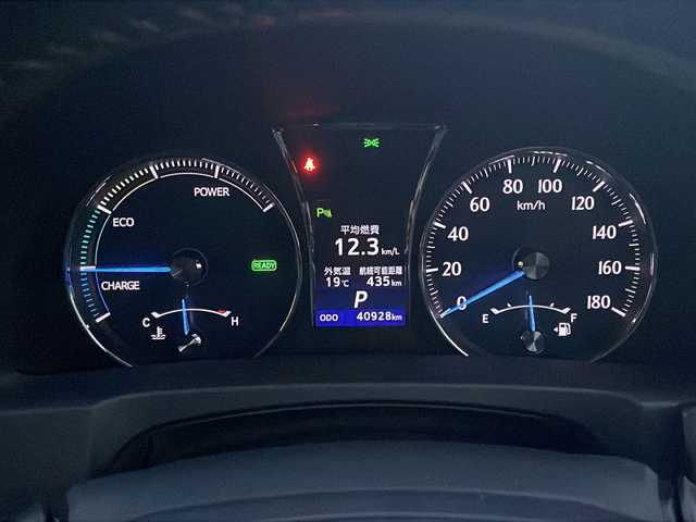 トヨタ クラウン ハイブリッド ロイヤルサルーン 茨城県 2013(平25)年 4.1万km プレシャスシルバー 純正ナビ/　　【ワンセグTV/BT/DVD/CD】/バックカメラ/横滑り防止装置/衝突被害軽減システム/クルーズコントロール/パワーシート/社外18インチアルミホイール(LEONIS)/HIDオートライト/純正フロアマット/ビルトインETC/純正フロアマット