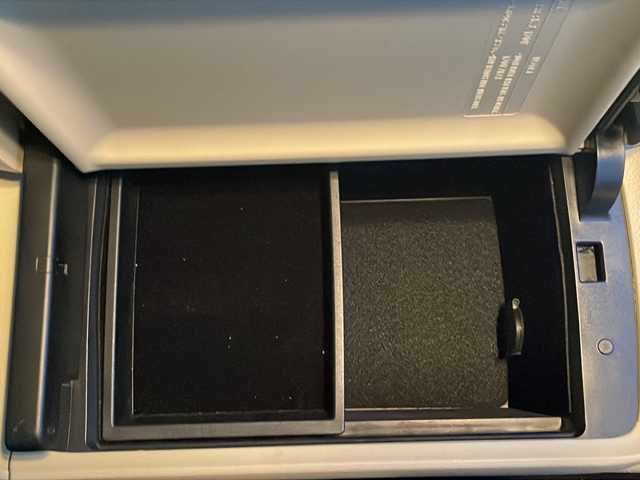 トヨタ クラウン ハイブリッド ロイヤルサルーン 茨城県 2013(平25)年 4.1万km プレシャスシルバー 純正ナビ/　　【ワンセグTV/BT/DVD/CD】/バックカメラ/横滑り防止装置/衝突被害軽減システム/クルーズコントロール/パワーシート/社外18インチアルミホイール(LEONIS)/HIDオートライト/純正フロアマット/ビルトインETC/純正フロアマット