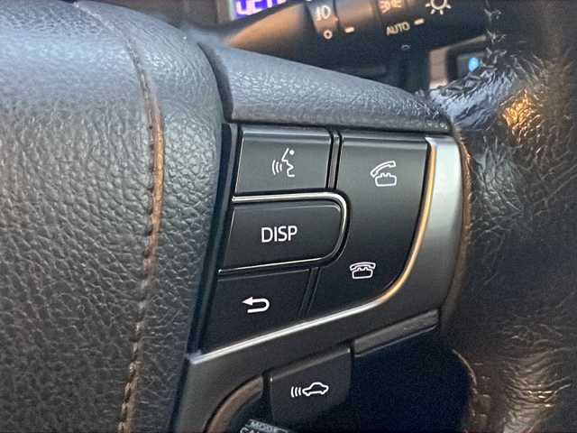 トヨタ クラウン ハイブリッド ロイヤルサルーン 茨城県 2013(平25)年 4.1万km プレシャスシルバー 純正ナビ/　　【ワンセグTV/BT/DVD/CD】/バックカメラ/横滑り防止装置/衝突被害軽減システム/クルーズコントロール/パワーシート/社外18インチアルミホイール(LEONIS)/HIDオートライト/純正フロアマット/ビルトインETC/純正フロアマット