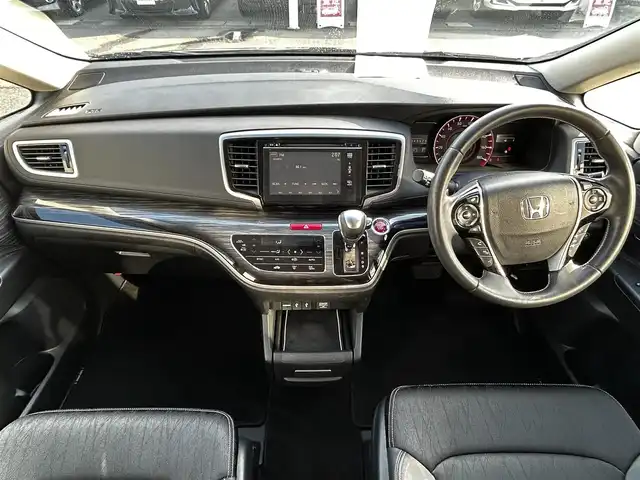 ホンダ オデッセイ アブソルート EX 富山県 2014(平26)年 6.8万km プレミアムヴィーナスブラックP 純正インターナビ/フルセグテレビ/Bluetooth/HDMI/フルップダウンモニター/パーキングアシスト/ブラインドスポットモニター/マルチビューカメラ/パワーシート/パドルシフト/クルーズコントロール/ハーフレザーシート/CMBS/アイドリングストップ/スマートキー/オートライト/オートエアコン/ETC