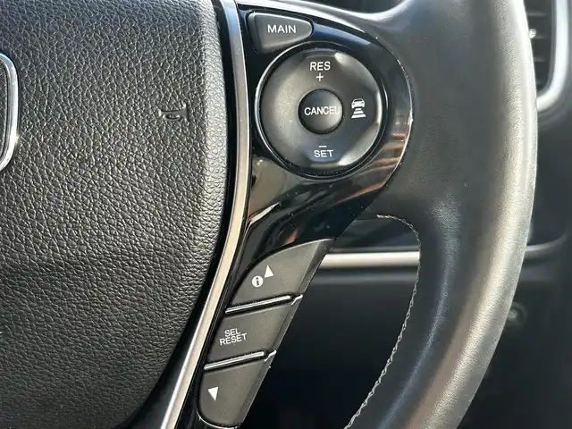 ホンダ オデッセイ アブソルート EX 富山県 2014(平26)年 6.8万km プレミアムヴィーナスブラックP 純正インターナビ/フルセグテレビ/Bluetooth/HDMI/フルップダウンモニター/パーキングアシスト/ブラインドスポットモニター/マルチビューカメラ/パワーシート/パドルシフト/クルーズコントロール/ハーフレザーシート/CMBS/アイドリングストップ/スマートキー/オートライト/オートエアコン/ETC