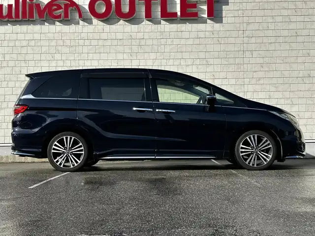 ホンダ オデッセイ アブソルート EX 富山県 2014(平26)年 6.8万km プレミアムヴィーナスブラックP 純正インターナビ/フルセグテレビ/Bluetooth/HDMI/フルップダウンモニター/パーキングアシスト/ブラインドスポットモニター/マルチビューカメラ/パワーシート/パドルシフト/クルーズコントロール/ハーフレザーシート/CMBS/アイドリングストップ/スマートキー/オートライト/オートエアコン/ETC