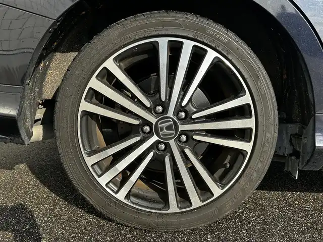 ホンダ オデッセイ アブソルート EX 富山県 2014(平26)年 6.8万km プレミアムヴィーナスブラックP 純正インターナビ/フルセグテレビ/Bluetooth/HDMI/フルップダウンモニター/パーキングアシスト/ブラインドスポットモニター/マルチビューカメラ/パワーシート/パドルシフト/クルーズコントロール/ハーフレザーシート/CMBS/アイドリングストップ/スマートキー/オートライト/オートエアコン/ETC