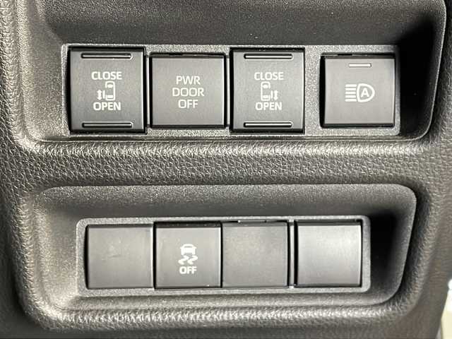 トヨタ シエンタ ハイブリッド Z 福井県 2022(令4)年 2.5万km ベージュ ワンオーナー/純正10.5インチコネクティッドナビ/フルセグTV/BT/DVD/CD/USB/パノラミックビューモニター/純正フリップダウンモニター(V12T-R72C)/セーフティセンス/・レーダークルーズコントロール/・ブラインドスポットモニター/・レーンディパーチャーアラート/・プリクラッシュセーフティ/・緊急時操舵支援機能/・プロアクティブドライビングアシスト/・ロードサインアシスト/・アダプティブハイビームシステム/ドライブレコーダー/ビルトインETC/両側パワースライドドア/純正15インチアルミホイール/オートライト/LEDヘッドライト/100V電源/ステアリングスイッチ