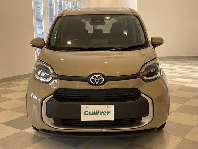 トヨタ シエンタ ハイブリッド Z 福井県 2022(令4)年 2.5万km ベージュ ワンオーナー/純正10.5インチコネクティッドナビ/フルセグTV/BT/DVD/CD/USB/パノラミックビューモニター/純正フリップダウンモニター(V12T-R72C)/セーフティセンス/・レーダークルーズコントロール/・ブラインドスポットモニター/・レーンディパーチャーアラート/・プリクラッシュセーフティ/・緊急時操舵支援機能/・プロアクティブドライビングアシスト/・ロードサインアシスト/・アダプティブハイビームシステム/ドライブレコーダー/ビルトインETC/両側パワースライドドア/純正15インチアルミホイール/オートライト/LEDヘッドライト/100V電源/ステアリングスイッチ