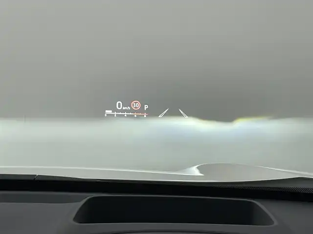 トヨタ ヤリスクロス ハイブリッド Z 愛知県 2020(令2)年 2.5万km ブラックマイカ/ホワイトパールクリスタルシャイン 2トーン 純正８型ＤＡナビ　全方位カメラ　禁煙車　ＥＴＣ２．０　純正ドラレコ　ハーフレザー　シートヒーター　電動リアゲート　コーナーセンサー　パワーシート　衝突軽減　追従クルコン　ＢＳＭ　ＨＵＤ　ＬＥＤライト