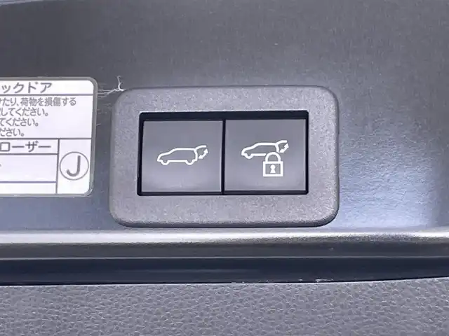 トヨタ ヤリスクロス ハイブリッド Z 愛知県 2020(令2)年 2.5万km ブラックマイカ/ホワイトパールクリスタルシャイン 2トーン 純正８型ＤＡナビ　全方位カメラ　禁煙車　ＥＴＣ２．０　純正ドラレコ　ハーフレザー　シートヒーター　電動リアゲート　コーナーセンサー　パワーシート　衝突軽減　追従クルコン　ＢＳＭ　ＨＵＤ　ＬＥＤライト