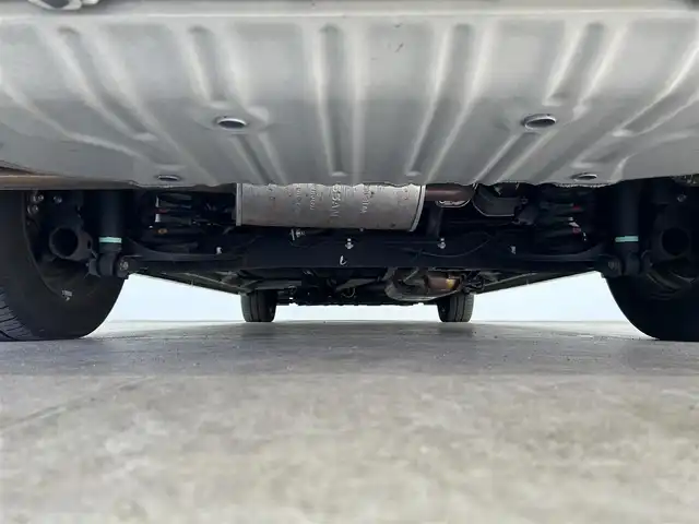 日産 セレナ e－パワー ハイウェイスター V 千葉県 2018(平30)年 6万km ブリリアントホワイトパール 禁煙車/純正ナビ/・MM317D-W/・CD/DVD/BT/AUX/フルセグ/プロパイロット/オートクルーズコントロール/両側パワースライドドア/ハンズフリースライドドア/全方位カメラ/LEDヘッドライト/オートライト/オートハイビーム/コーナーセンサー/スマートキー/ETC/サイド＆カーテンエアバッグ/純正15インチアルミホイール