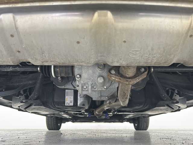 マツダ マツダ２ 15S 宮城県 2021(令3)年 2.2万km ジェットブラックマイカ 禁煙車/i-ACTIVSENSE/・衝突軽減ブレーキ/・レーンキープアシスト/・ブラインドスポットモニター/・パーキングセンサー/マツダコネクトナビ/・CD.DVD.SD.BT.AUX/フルセグTV/バックカメラ/ETC/ステアリングスイッチ/プッシュスタート/スマートキー2個/オートライト/HIDヘッドライト/アイドリングストップ/横滑り防止装置/社外15インチアルミホイール/社外フロアマット