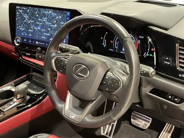 レクサス ＮＸ 350 Fスポーツ 道央・札幌 2023(令5)年 2.7万km ホワイトノーヴァガラスフレーク パノラマルーフ/マークレビンソンプレミアムサウンド/三眼フルLEDヘッドランプ/＋AHS/＋ヘッドランプクリーナー/＋LEDコーナリングランプ/Fスポーツ専用オレンジブレーキキャリパー/TRDフロントスポイラー/RS-Rダウンサス/純正ドライブレコーダー/Fスポーツ専用本革スポーツシート/シートヒーター/シートベンチレーション/ステアリングヒーター/LexusSafetySystem＋/パノラミックビューモニター/おくだけ充電/ヘッドアップディスプレイ/パワーテールゲート