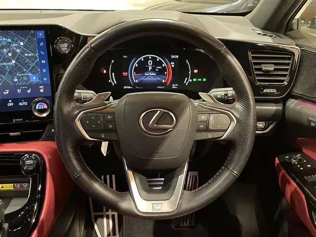レクサス ＮＸ 350 Fスポーツ 道央・札幌 2023(令5)年 2.7万km ホワイトノーヴァガラスフレーク パノラマルーフ/マークレビンソンプレミアムサウンド/三眼フルLEDヘッドランプ/＋AHS/＋ヘッドランプクリーナー/＋LEDコーナリングランプ/Fスポーツ専用オレンジブレーキキャリパー/TRDフロントスポイラー/RS-Rダウンサス/純正ドライブレコーダー/Fスポーツ専用本革スポーツシート/シートヒーター/シートベンチレーション/ステアリングヒーター/LexusSafetySystem＋/パノラミックビューモニター/おくだけ充電/ヘッドアップディスプレイ/パワーテールゲート