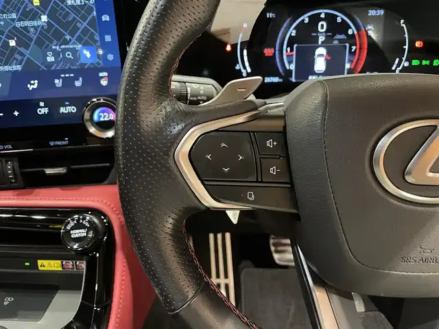 レクサス ＮＸ 350 Fスポーツ 道央・札幌 2023(令5)年 2.7万km ホワイトノーヴァガラスフレーク パノラマルーフ/マークレビンソンプレミアムサウンド/三眼フルLEDヘッドランプ/＋AHS/＋ヘッドランプクリーナー/＋LEDコーナリングランプ/Fスポーツ専用オレンジブレーキキャリパー/TRDフロントスポイラー/RS-Rダウンサス/純正ドライブレコーダー/Fスポーツ専用本革スポーツシート/シートヒーター/シートベンチレーション/ステアリングヒーター/LexusSafetySystem＋/パノラミックビューモニター/おくだけ充電/ヘッドアップディスプレイ/パワーテールゲート