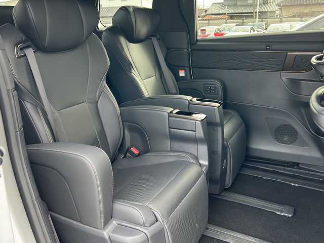 トヨタ アルファードハイブリット Z 栃木県 2024(令6)年 0.8万km プラチナホワイトパールマイカ 純正メモリナビ/・Bluetooth/・TV フルセグ/・アラウンドビューモニター/左右独立ダブルムーンルーフ/追従式クルーズコントロール/デジタルインナーミラー/レザーシート/パワーシート/シートヒーター/シートクーラー/両側パワースライドドア/電動リアサンシェード/ETC2.0/ドライブレコーダー/衝突被害軽減システム/コーナーセンサー/レーンキープアシスト/LEDヘッドライト/オートライト/オートマチックハイビーム/BSM/１００V充電