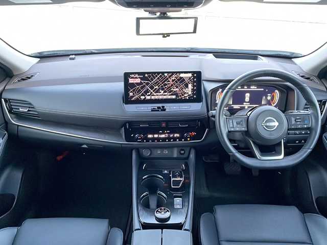 日産 エクストレイル G e－4ORCE 岩手県 2023(令5)年 1.9万km ブリリアントホワイトパール プロパイロット　プロパイロットパーキング　１２．３型日産コネクトナビ　デジタルミラー　全周囲Ｃ　フルセグ　スマートフォン連携　ルーフレール　パワーＲゲート　シートヒーター　純正１８ＡＷ　ＥＴＣ２．０