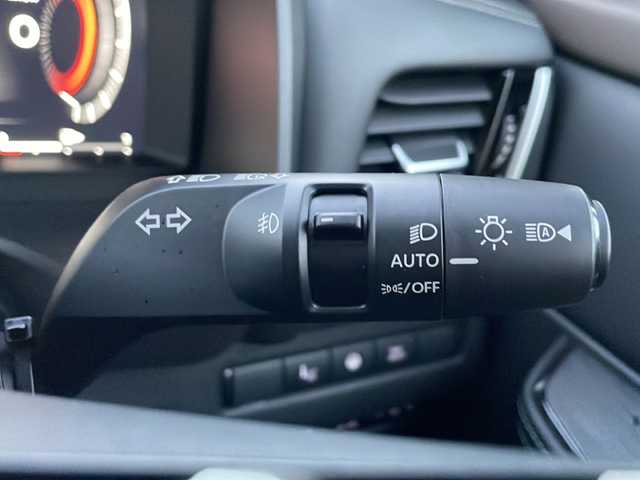 日産 エクストレイル G e－4ORCE 岩手県 2023(令5)年 1.9万km ブリリアントホワイトパール プロパイロット　プロパイロットパーキング　１２．３型日産コネクトナビ　デジタルミラー　全周囲Ｃ　フルセグ　スマートフォン連携　ルーフレール　パワーＲゲート　シートヒーター　純正１８ＡＷ　ＥＴＣ２．０