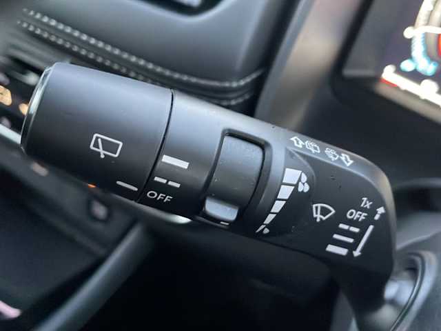 日産 エクストレイル G e－4ORCE 岩手県 2023(令5)年 1.9万km ブリリアントホワイトパール プロパイロット　プロパイロットパーキング　１２．３型日産コネクトナビ　デジタルミラー　全周囲Ｃ　フルセグ　スマートフォン連携　ルーフレール　パワーＲゲート　シートヒーター　純正１８ＡＷ　ＥＴＣ２．０