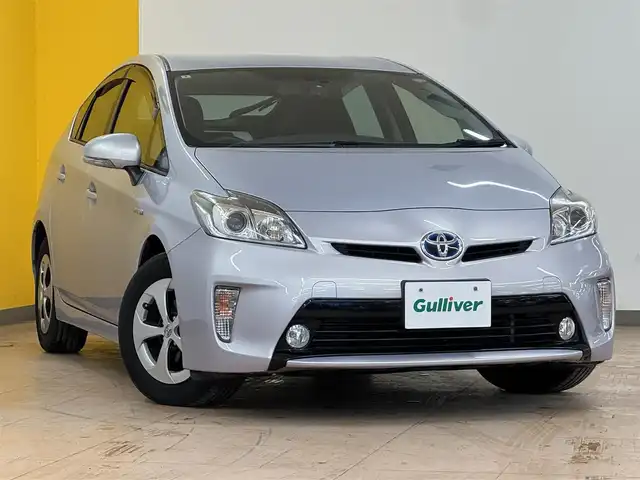 トヨタ プリウス G 群馬県 2014(平26)年 5.8万km ライトパープルマイカ 純正7インチナビ/・フルセグTV/・BT/DVD/CD/SD/・FM/AM/バックカメラ/ビルトインETC/ブラックハーフレザーシート/運転席パワーシート/革巻きステアリング/ステアリングスイッチ/クルーズコントロール/スマートキー/プッシュスタート/LEDヘッドライト/フォグランプ/オートライト/純正15インチAW/純正フロアマット/純正ドアバイザー/電動格納ウィンカーミラー/横滑り防止機能