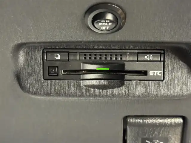 トヨタ プリウス G 群馬県 2014(平26)年 5.8万km ライトパープルマイカ 純正7インチナビ/・フルセグTV/・BT/DVD/CD/SD/・FM/AM/バックカメラ/ビルトインETC/ブラックハーフレザーシート/運転席パワーシート/革巻きステアリング/ステアリングスイッチ/クルーズコントロール/スマートキー/プッシュスタート/LEDヘッドライト/フォグランプ/オートライト/純正15インチAW/純正フロアマット/純正ドアバイザー/電動格納ウィンカーミラー/横滑り防止機能