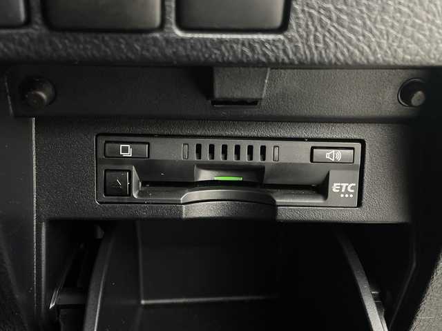 トヨタ ヴェルファイア Z Aエディション 新潟県 2019(令1)年 5.7万km ホワイトパールクリスタルシャイン 4WD/トヨタセーフティセンス/フリップダウンモニター/AW付スタッドレス積込/純正10インチSDナビ/　CD/DVD/Bluetooth/フルセグTV/HDMI/バックカメラ/両側パワースライドドア/レーダークルーズコントロール/LEDオートライト/WedsSports18インチアルミホイール/レーントレーシングアラート/クリアランスソナー/ステアリングリモコン/ウィンカーミラー/スマートキー/ビルトインETC