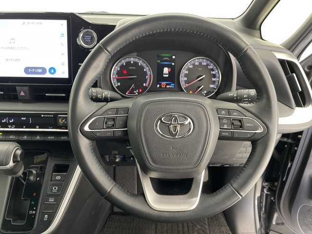 トヨタ ノア S－G 愛知県 2023(令5)年 2.9万km グリッターブラックガラスフレーク トヨタセーフティセンス/純正10型ディスプレイオーディオナビ/フリップダウンモニター/両側パワースライドドア/レーダークルーズコントロール/シートヒーター/バックカメラ/コーナーセンサー/純正アルミホイール/ETC2.0/LEDヘッドライト/インテリジェントミラー/リアオートエアコン/レーンキープアシスト/オートマチックハイビーム/ドライブレコーダー/スマートキー/プッシュスタート