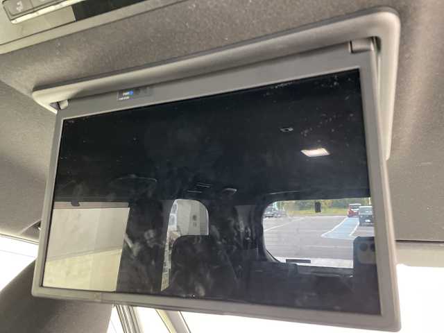 トヨタ ノア S－G 愛知県 2023(令5)年 2.9万km グリッターブラックガラスフレーク トヨタセーフティセンス/純正10型ディスプレイオーディオナビ/フリップダウンモニター/両側パワースライドドア/レーダークルーズコントロール/シートヒーター/バックカメラ/コーナーセンサー/純正アルミホイール/ETC2.0/LEDヘッドライト/インテリジェントミラー/リアオートエアコン/レーンキープアシスト/オートマチックハイビーム/ドライブレコーダー/スマートキー/プッシュスタート