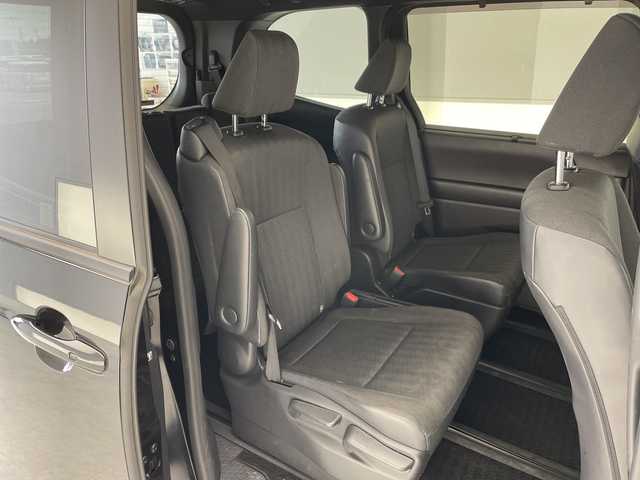 トヨタ ノア S－G 愛知県 2023(令5)年 2.9万km グリッターブラックガラスフレーク トヨタセーフティセンス/純正10型ディスプレイオーディオナビ/フリップダウンモニター/両側パワースライドドア/レーダークルーズコントロール/シートヒーター/バックカメラ/コーナーセンサー/純正アルミホイール/ETC2.0/LEDヘッドライト/インテリジェントミラー/リアオートエアコン/レーンキープアシスト/オートマチックハイビーム/ドライブレコーダー/スマートキー/プッシュスタート