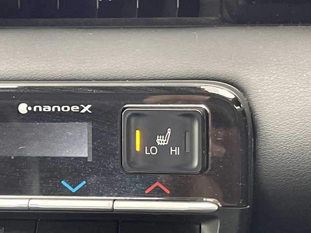 トヨタ ノア S－G 愛知県 2023(令5)年 2.9万km グリッターブラックガラスフレーク トヨタセーフティセンス/純正10型ディスプレイオーディオナビ/フリップダウンモニター/両側パワースライドドア/レーダークルーズコントロール/シートヒーター/バックカメラ/コーナーセンサー/純正アルミホイール/ETC2.0/LEDヘッドライト/インテリジェントミラー/リアオートエアコン/レーンキープアシスト/オートマチックハイビーム/ドライブレコーダー/スマートキー/プッシュスタート