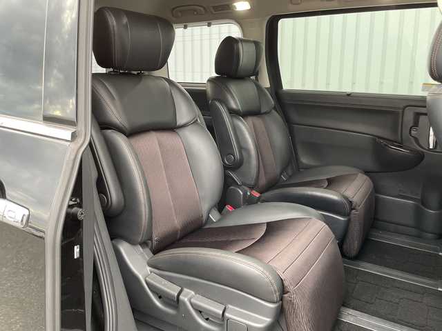 日産 エルグランド 250HWS S アーバンクロム 千葉県 2020(令2)年 3.5万km ファントムブラック 純正メーカーOPナビ/(フルセグTV/BT/CD/DVD/FM/AM)/全周囲カメラ/純正ドライブレコーダー/純正フリップダウンモニター/衝突被害軽減システム/車線逸脱警報/クルーズコントロール/ハーフレザーシート/両側パワースライドドア/横滑り防止装置/ビルトインETC/LEDヘッドライト/フォグランプ/オートライト/ウィンカーミラー/電動格納ミラー/純正18インチAW/シートリフター/プッシュスタート/スマートキー/フロアマット/スペアキー