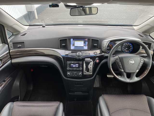 日産 エルグランド 250HWS S アーバンクロム 千葉県 2020(令2)年 3.5万km ファントムブラック 純正メーカーOPナビ/(フルセグTV/BT/CD/DVD/FM/AM)/全周囲カメラ/純正ドライブレコーダー/純正フリップダウンモニター/衝突被害軽減システム/車線逸脱警報/クルーズコントロール/ハーフレザーシート/両側パワースライドドア/横滑り防止装置/ビルトインETC/LEDヘッドライト/フォグランプ/オートライト/ウィンカーミラー/電動格納ミラー/純正18インチAW/シートリフター/プッシュスタート/スマートキー/フロアマット/スペアキー