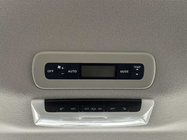 日産 セレナ ハイウェイスター 道北・旭川 2016(平28)年 4万km アズライトブルー /4WD//禁煙車//純正SDナビ//CD/DVD/SD/MSV/USB/AUX/BT/フルセグ//アラウンドビューモニター//後席モニター//パーキングアシスト//プロパイロット//エマージェンシーブレーキ//レーダークルーズコントロール//レーンキープアシスト//ハンドル支援//コーナーセンサー//アイドリングストップ//ハンズフリー左パワースライドドア//オートライト//ＬＥＤヘッドライト//フォグライト//ＥＴＣ//ドライブレコーダー//サンシェード//フロアマット//ドアバイザー