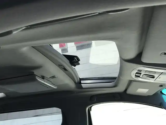 トヨタ ヴェルファイア 2．4Z 富山県 2012(平24)年 5.9万km ブラック ツインサンルーフ/フリップダウンモニター/純正ナビ/フルセグTV/バックカメラ/ドライブレコーダー/コーナーセンサー/両側パワースライドドア/ステアリングスイッチ/プッシュスタート/スマートキー/オートライト/ETC