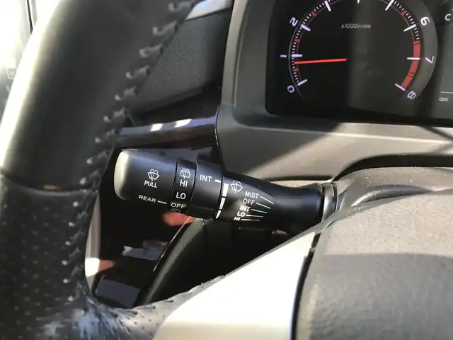 トヨタ ヴェルファイア 2．4Z 富山県 2012(平24)年 5.9万km ブラック ツインサンルーフ/フリップダウンモニター/純正ナビ/フルセグTV/バックカメラ/ドライブレコーダー/コーナーセンサー/両側パワースライドドア/ステアリングスイッチ/プッシュスタート/スマートキー/オートライト/ETC